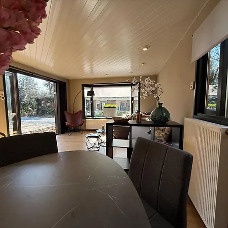 Apartmán Veluwe Comfortable - Comfortable With Good Amenities And Several Activities For Families And Tourists Nearby Voorthuizen