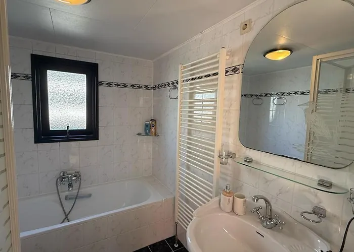 Veluwe Comfortable - Comfortable With Good Amenities And Several Activities For Families And Tourists Nearby * Вортхёйзен